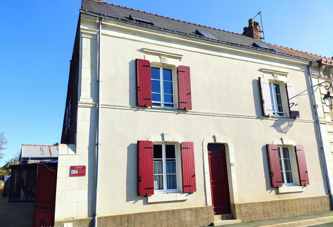 L'Aubinoise Bed & Breakfast Saint-Aubin-de-Luigne Exterior photo
